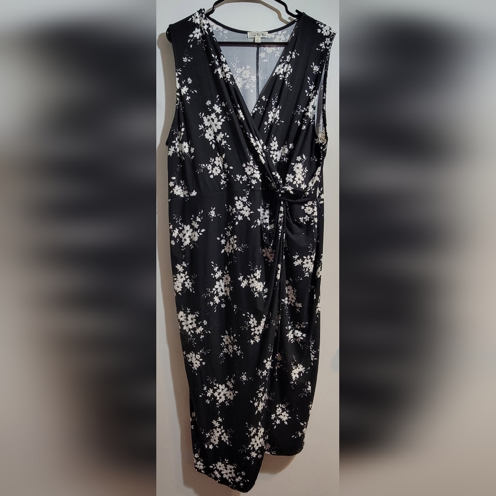 Size 2X Faux Wrap Dress.  Black and White.  Very soft.